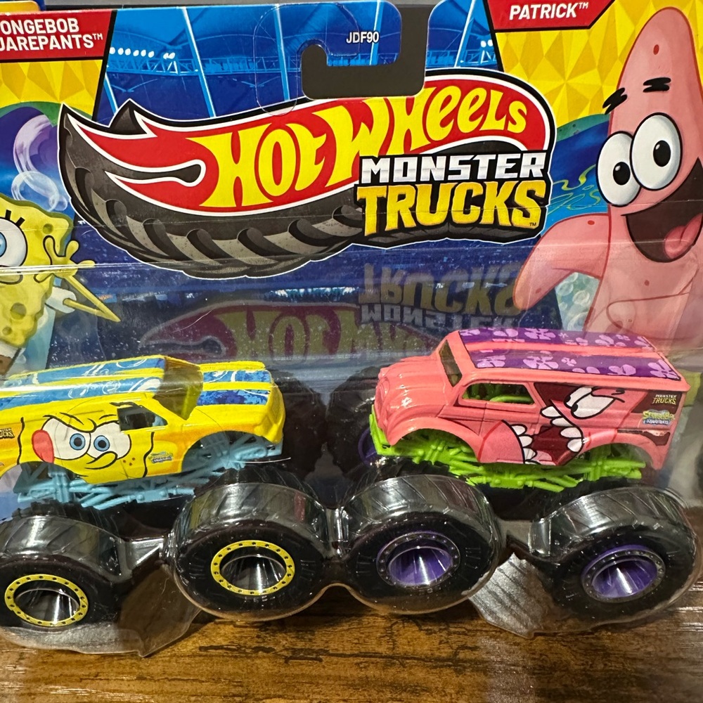 Hot Wheels SpongeBob & Patrick Monster Trucks Set